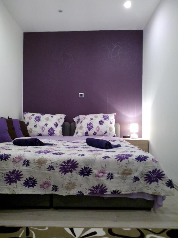 Purple & Apple Green Lejlighed Split Eksteriør billede